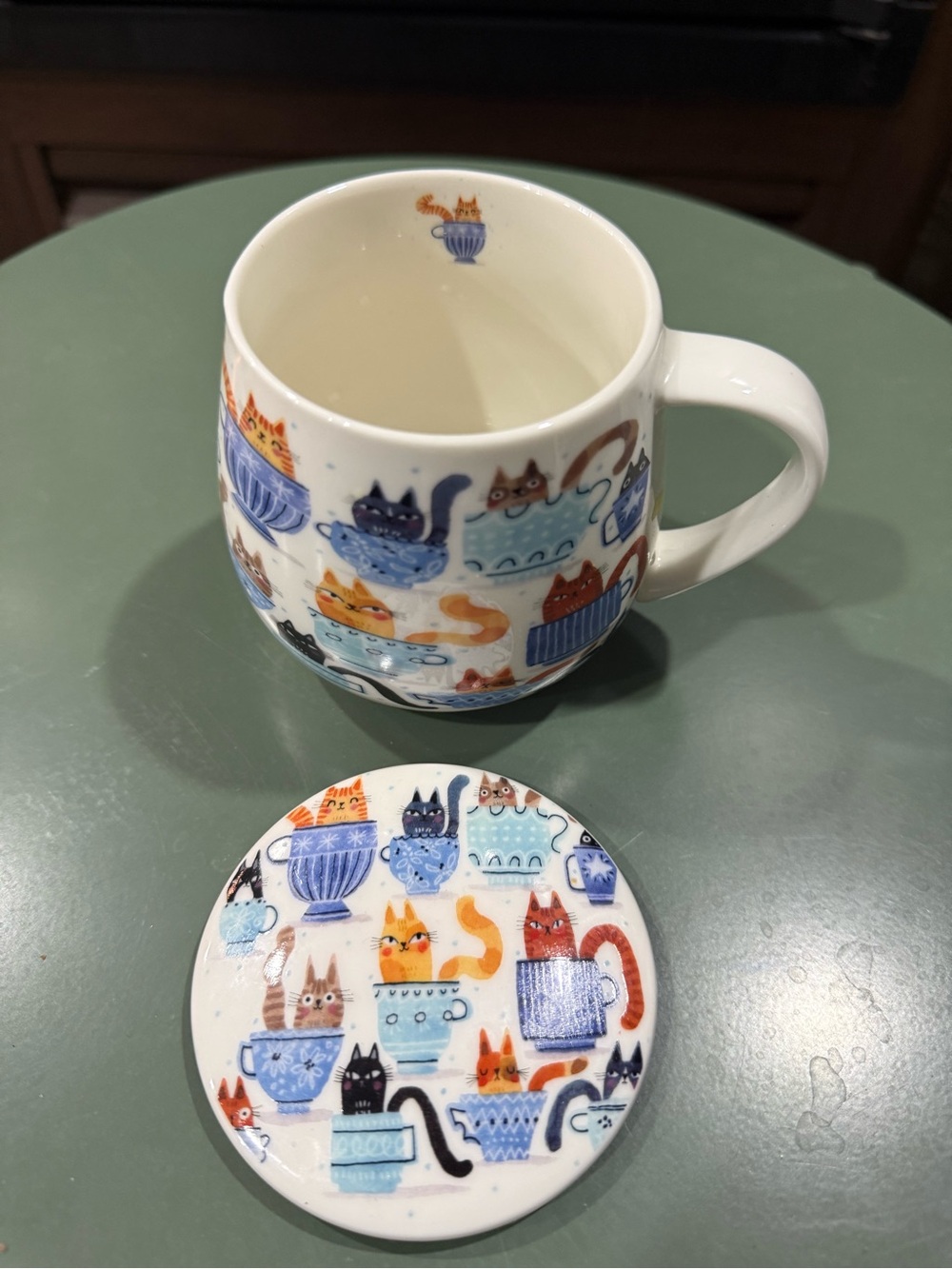 Cute ceramic cat mug with lid - Picture 2 of 3